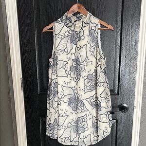 Tyche White Graphic Blouse with Mandarin Collar and Relaxed Fit